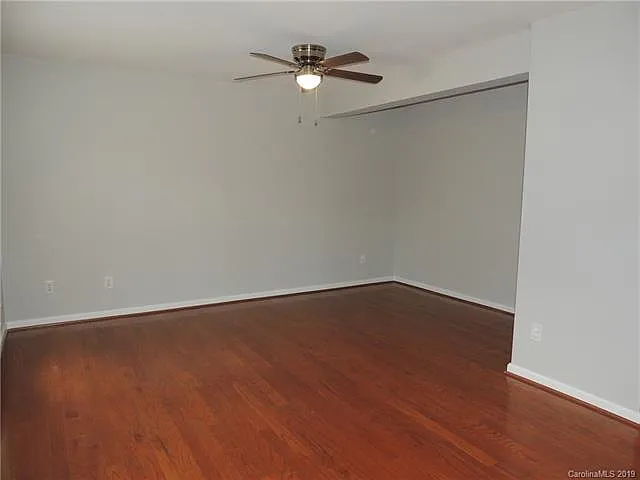 15819 Castle Watch Ave — Photo 3