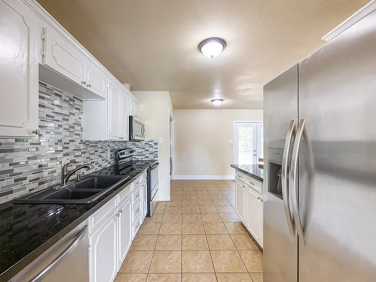 5709 Denise Dr — Photo 13