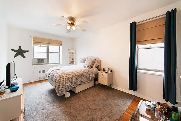 Sold by Akam Sales and Brokerage | media 12