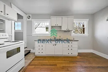 112 Wells Ave S — Photo 5