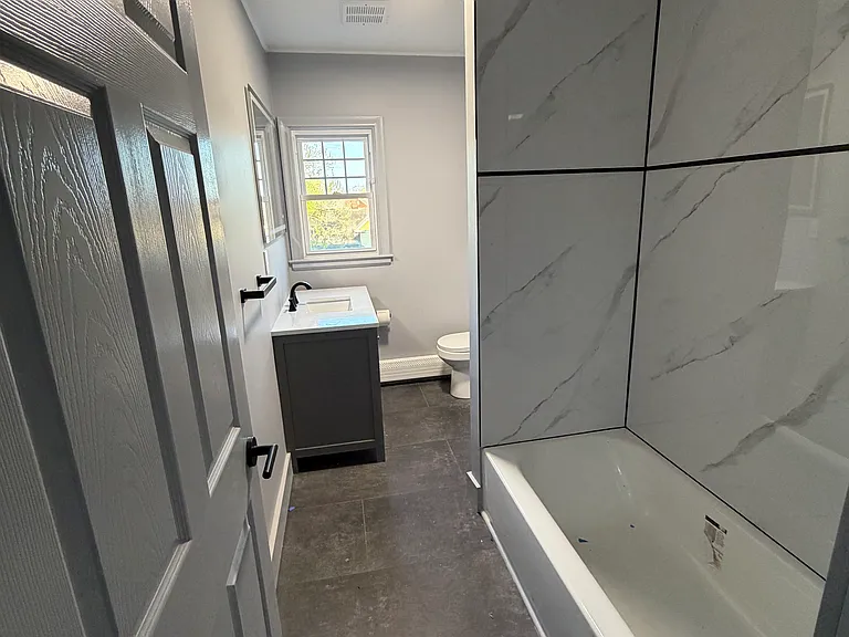 196 Woodland St #2 — Photo 3