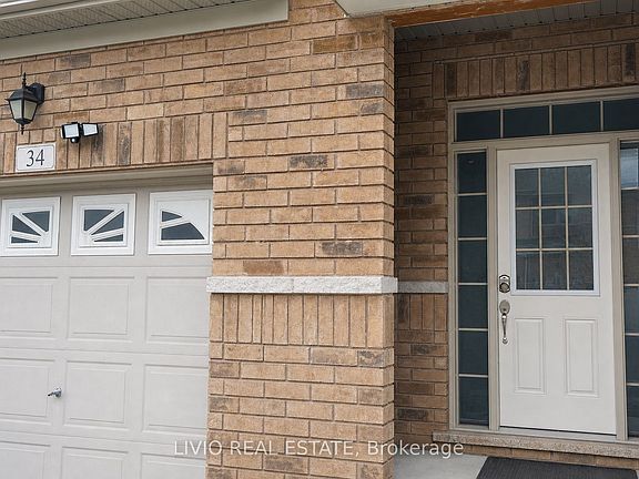 3rd image of 34 Davenfield Cir