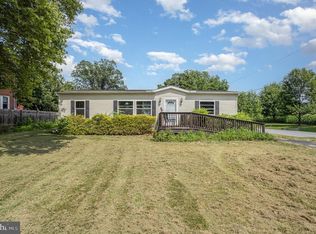 497 Middletown Rd, Hummelstown, PA 17036