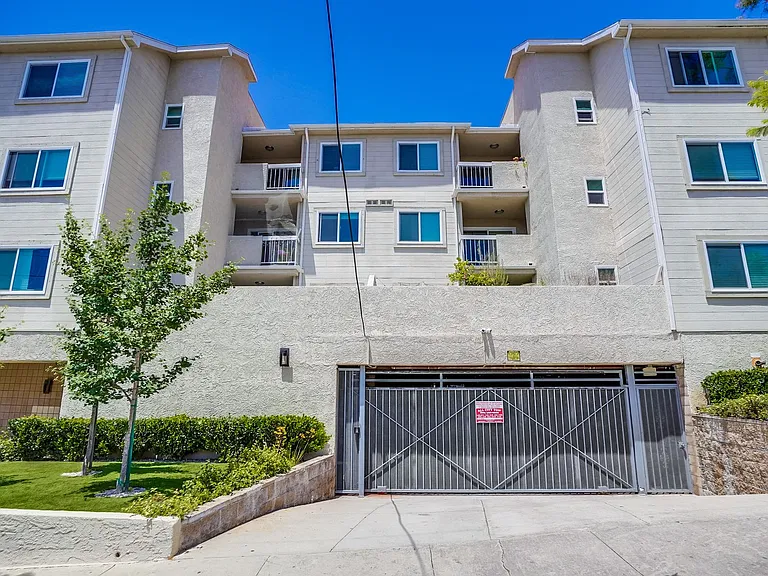 821 N. Austin Ave — Photo 19