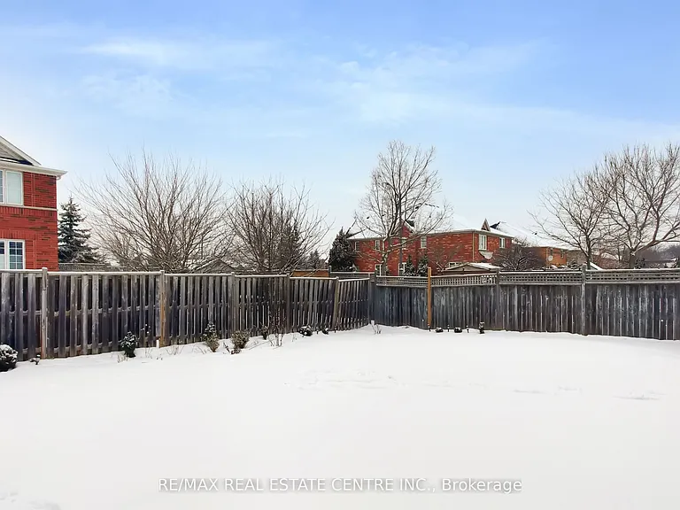 3941 Stardust Dr — Photo 46