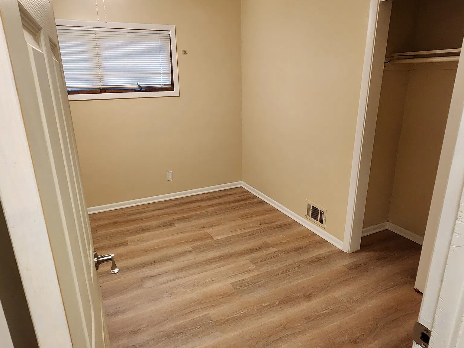 2 bed, 1572 sqft, $1,500 — Photo 2