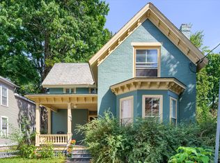 157 Spring St, Saratoga Springs, NY 12866