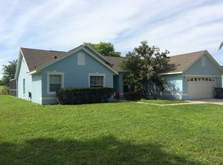 352 Montana Ave, Davenport, FL 33897