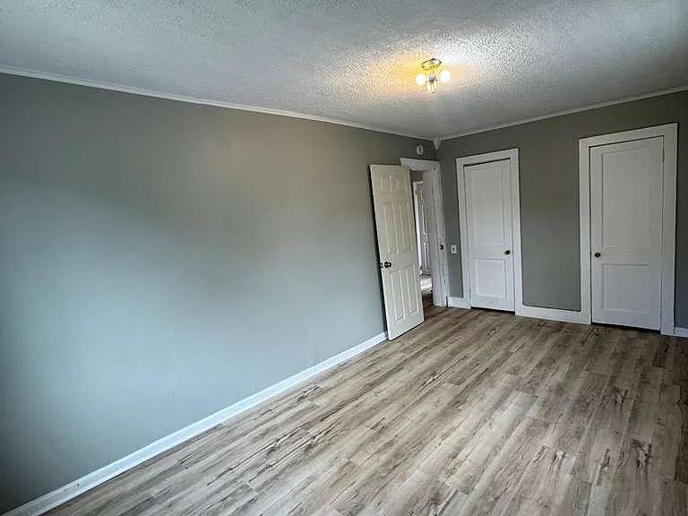 305 Jackson St #1 — Photo 21