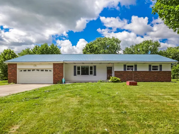 1165 Carryback Dr SW, Pataskala, OH 43062