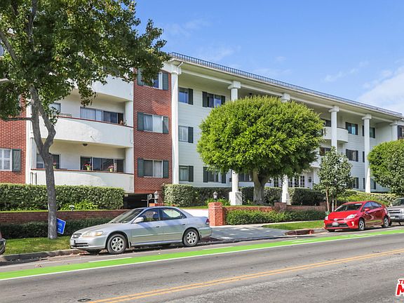 2nd image of 521 Montana Ave APT 215