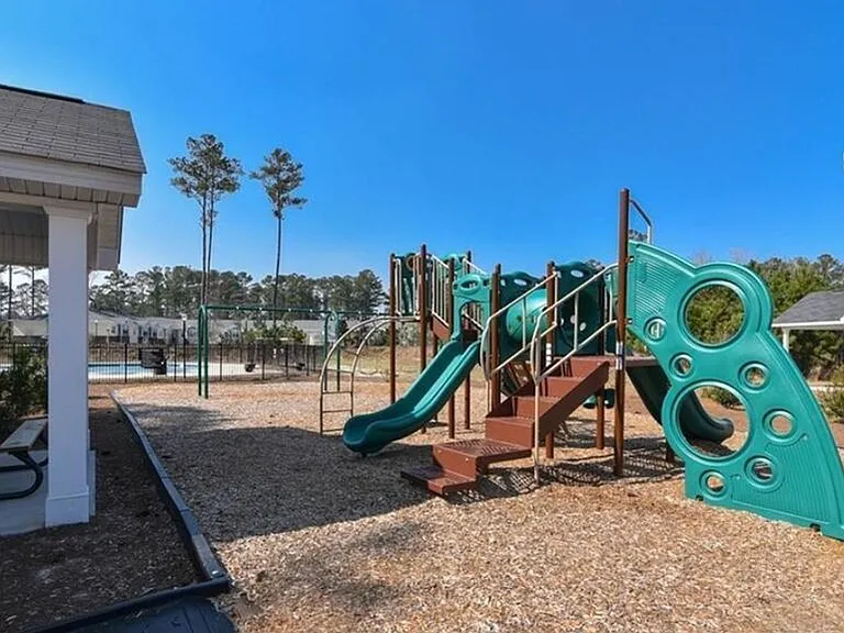 3556 Castleoak Dr — Photo 33