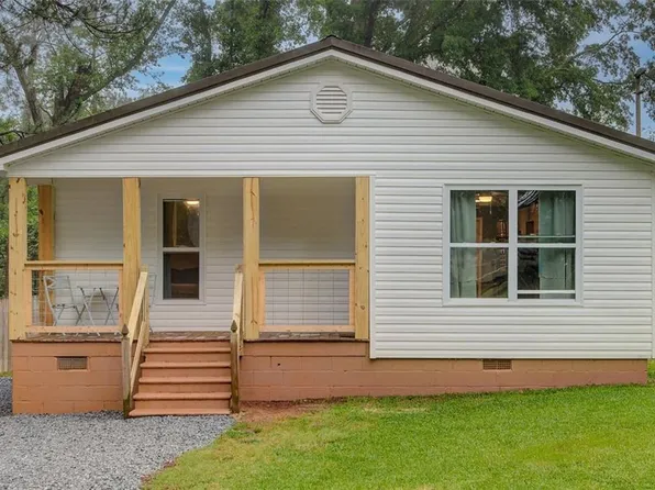 132 Lang St, Griffin, GA 30223