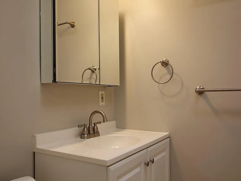 6215 Gemini Ct — Photo 10