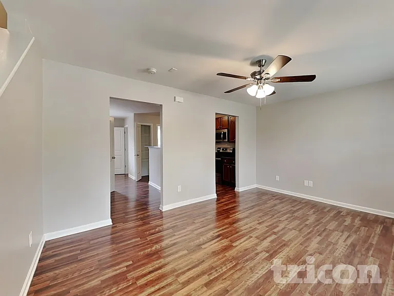 12437 Stumptown Rd — Photo 4