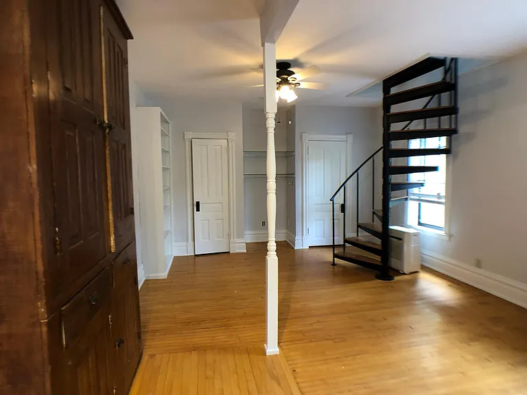 441 Woodward Ave #B — Photo 5