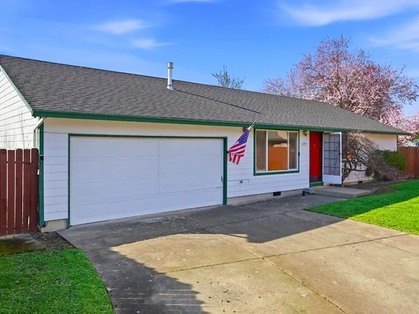 1255 SW 217th Ave, Beaverton, OR 97003