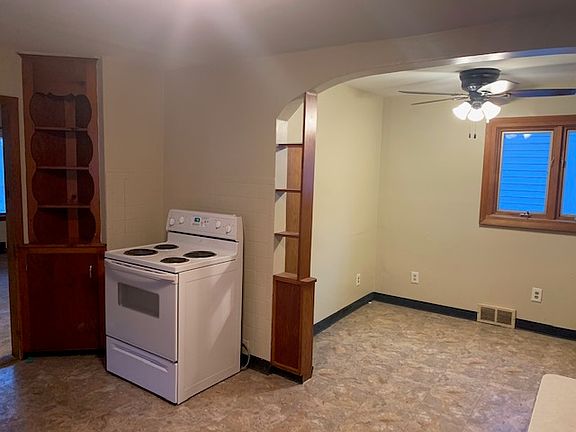 4th image of 71 6th Ave #1