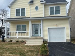 9206 Dayton Ave, North Beach, MD 20714