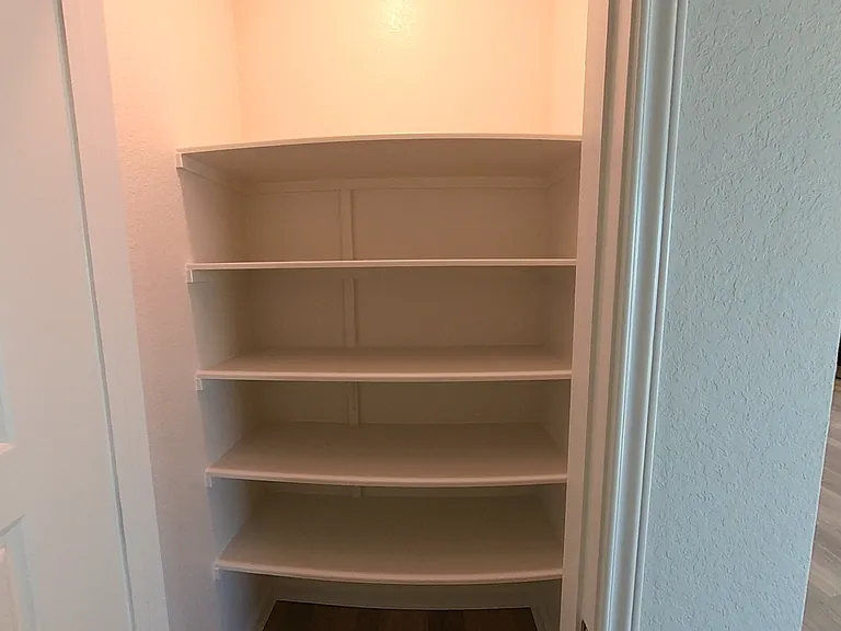7122 Magnolia Blf #2 — Photo 14