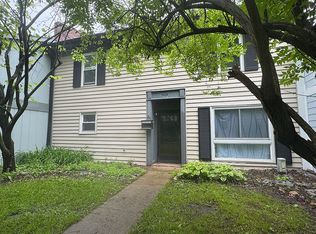 9458 Fordham St, Indianapolis, IN 46268