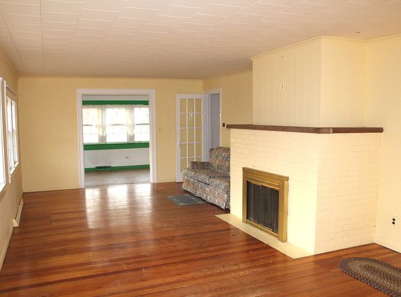 5th image of 42435 N Linden Ln