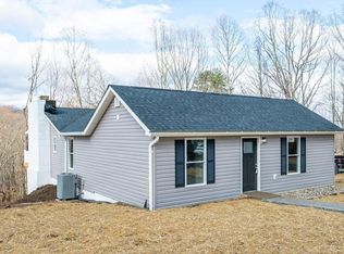 303 Laurel Hill Rd, Harpers Ferry, WV 25425