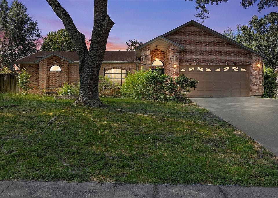 1st image of 3239 Glenmeadow Ter