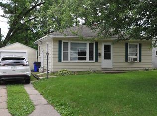 3217 Mound Ave SE, Cedar Rapids, IA 52403