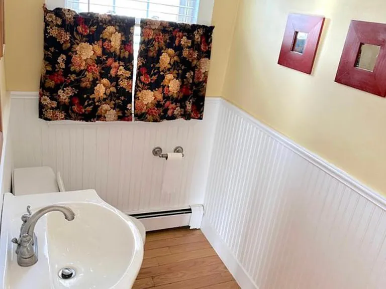 324 Elm St #A — Photo 7