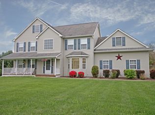 4 Worthington Rd, Columbia, NJ 07832