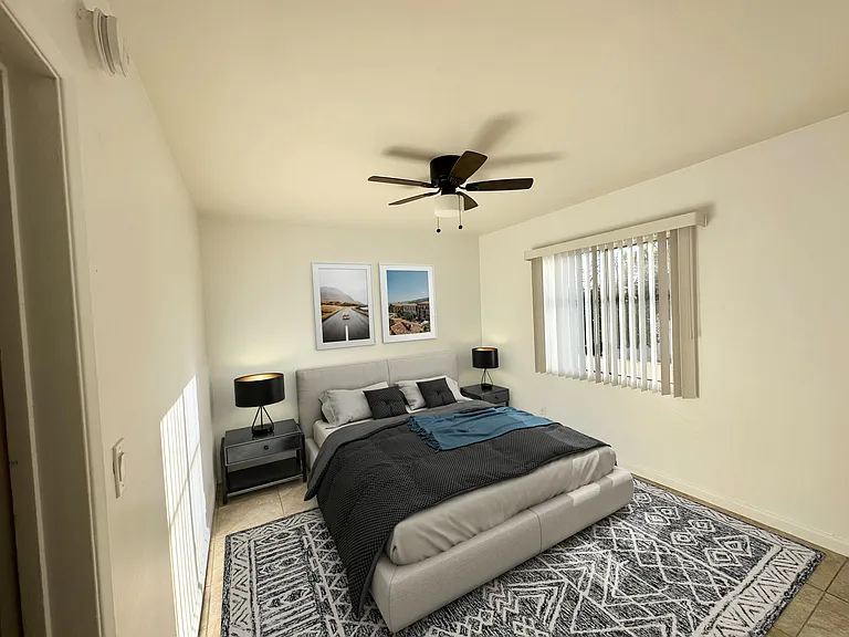 4305 S Centinela Ave — Photo 5