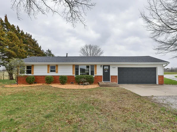 9297 E State Highway D, Rogersville, MO 65742