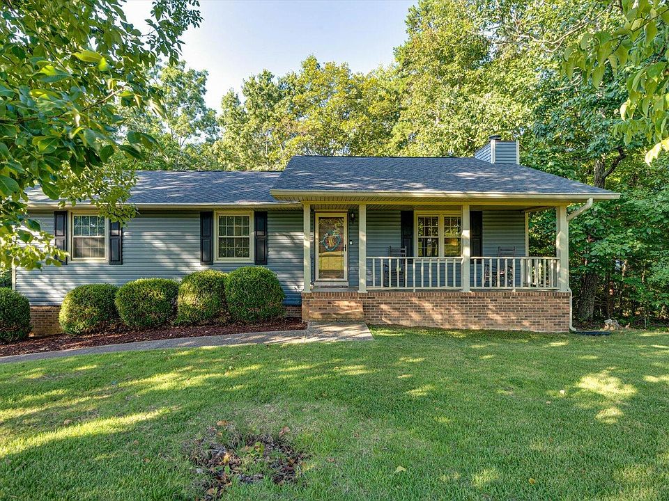 1st image of 663 Castleview Dr