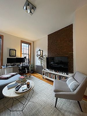 3rd image of 411 7th Ave #2L