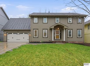 16275 Orchard Cir, Omaha, NE 68135