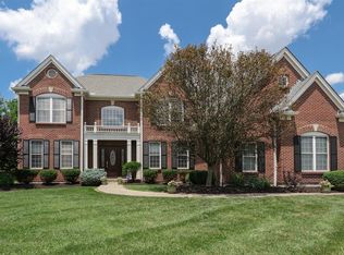 4 Saint Edmunds Pl, Cincinnati, OH 45246