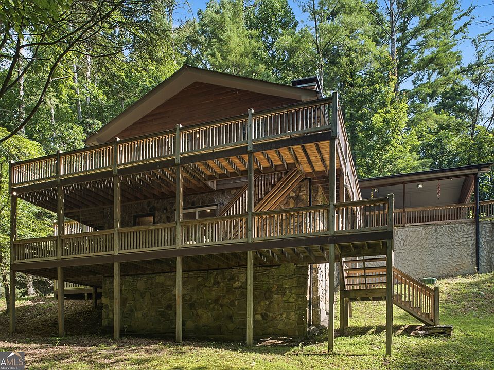 1st image of 35 Laurel Ridge Dr