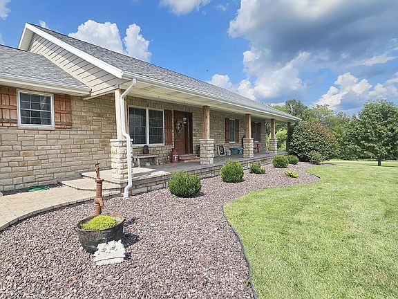 4th image of 3795 Vandeville Dr
