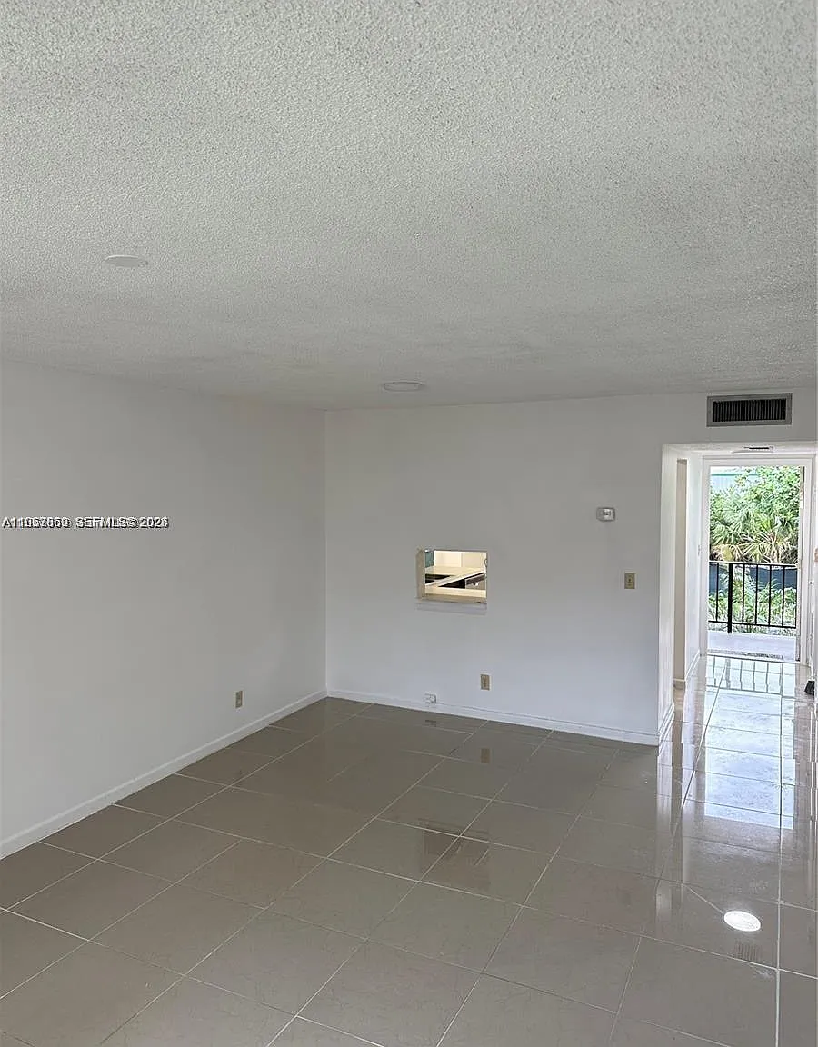 Ashbury House — Photo 4