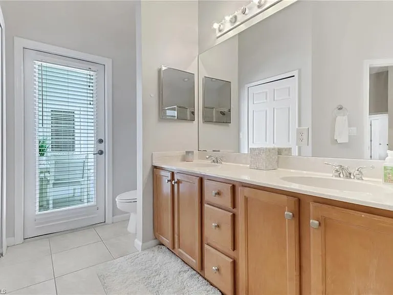 6773 Southern Oak Ct — Photo 21
