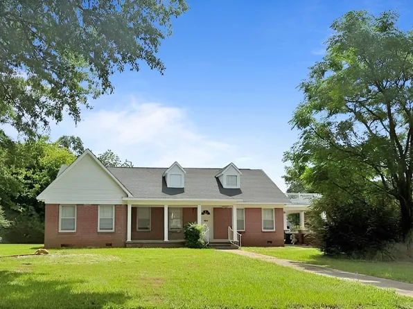 1102 Grand Ave, Texarkana, AR 71854