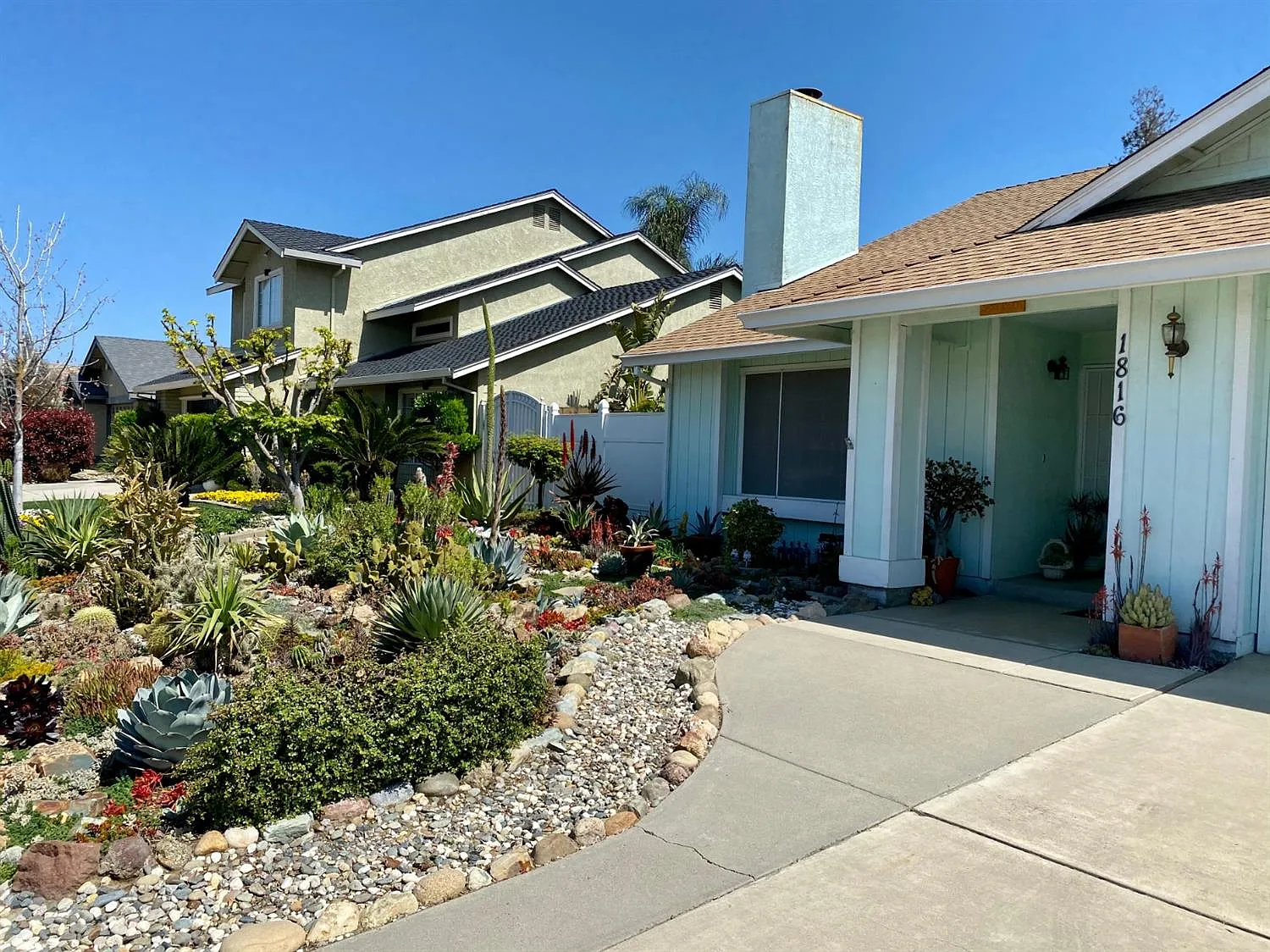 1816 Charles St photo 1