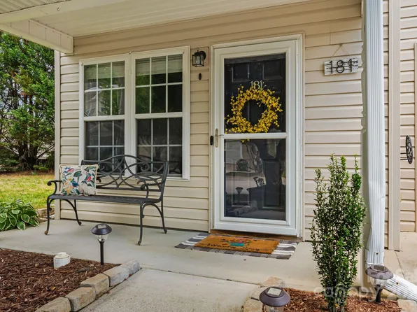 181 Farington Cir, Fletcher, NC 28732