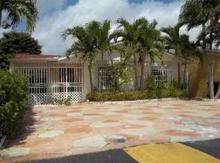 10631 SW 20th Ter, Miami, FL 33165