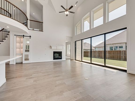 7th image of this home