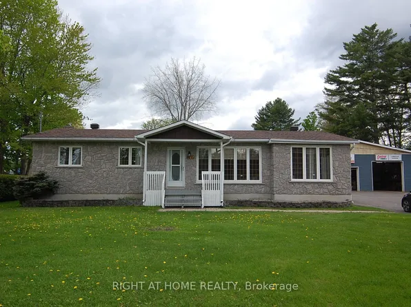 312 Ramage Rd, Clarence Rockland, ON K4K 1K7