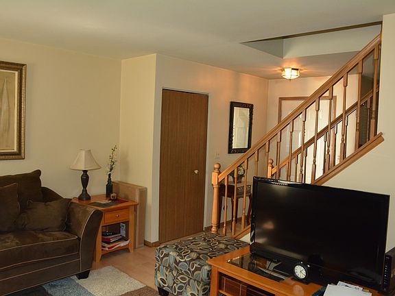 4th image of 1243 Orleans Dr #1243