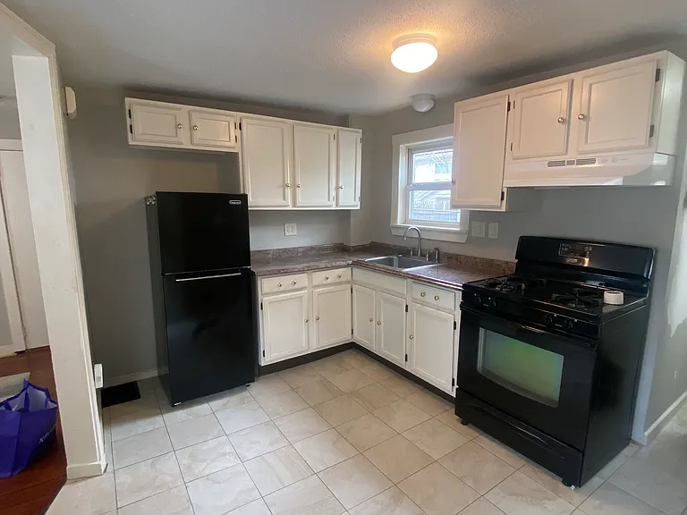 23-25 Congress St #1 — Photo 1