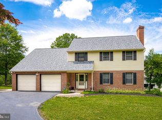 713 Corvair Rd, Lancaster, PA 17601